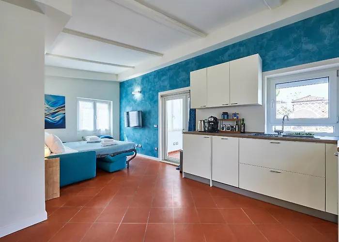 Blue Penthouse Vicino Piazza Navona * Rom