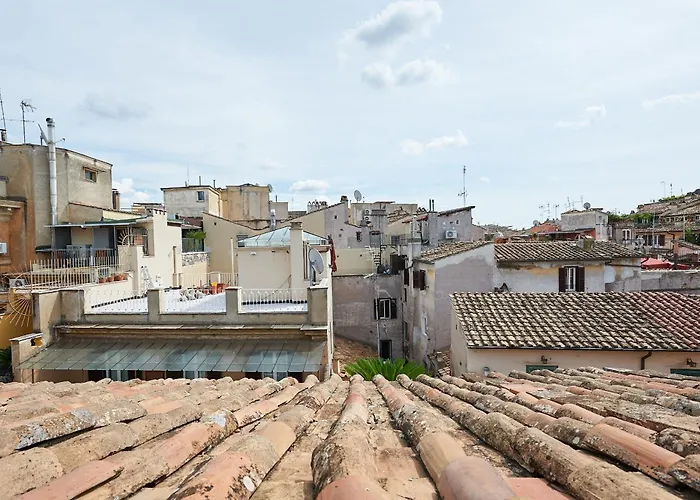 Apartment Blue Penthouse Vicino Piazza Navona Rom